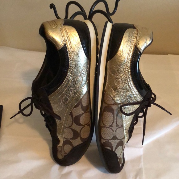 COACH Shoes - COACH SNEAKERS In Great Condition